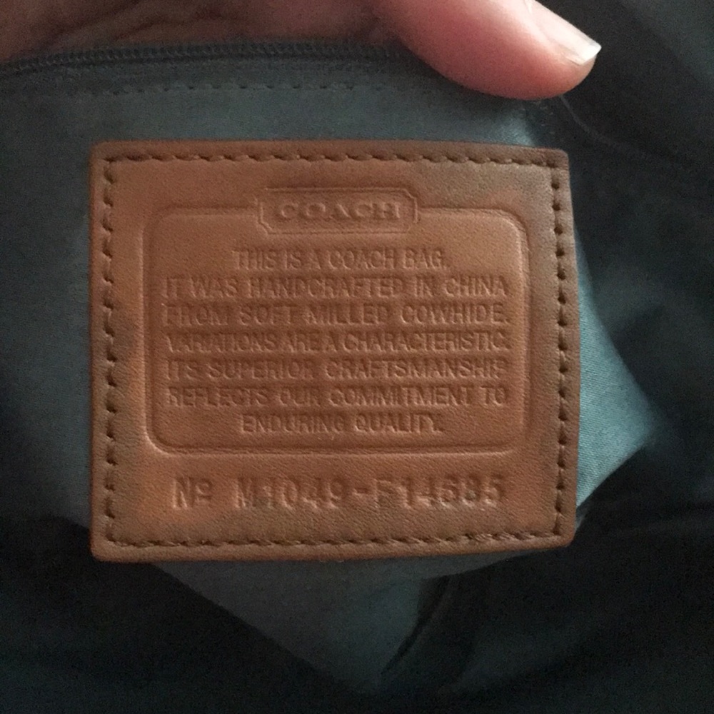 Coach Handbag - Picture 3 of 9